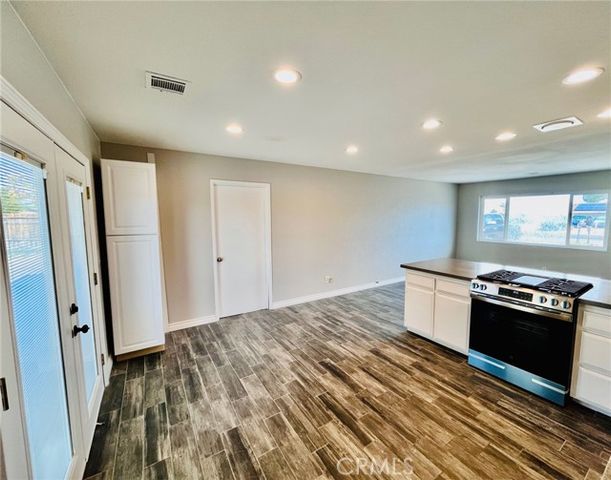 11092 Saratoga, Apple Valley, CA 92308