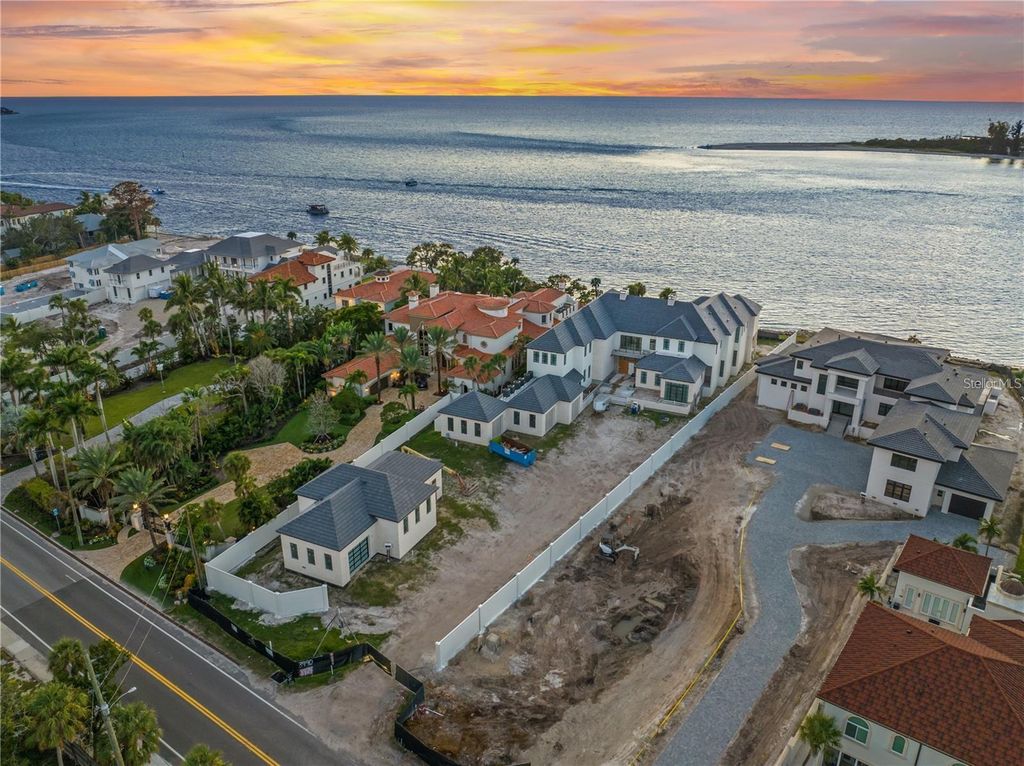 Image 2 of property listing at 3990 HIGEL AVENUE, Sarasota, FL 34242