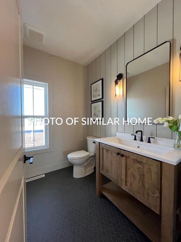 409 JERELYN COURT, Combined Locks, WI 54113