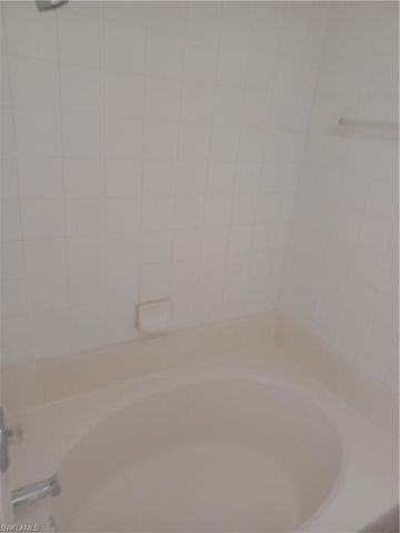 100 SW Trafalgar PKWY 104, Cape Coral, FL 33991