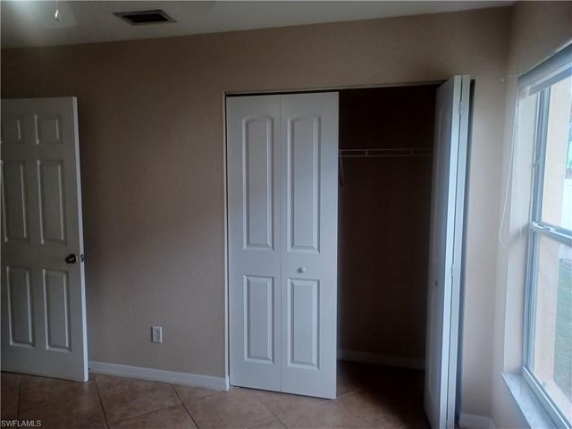 100 SW Trafalgar PKWY 104, Cape Coral, FL 33991