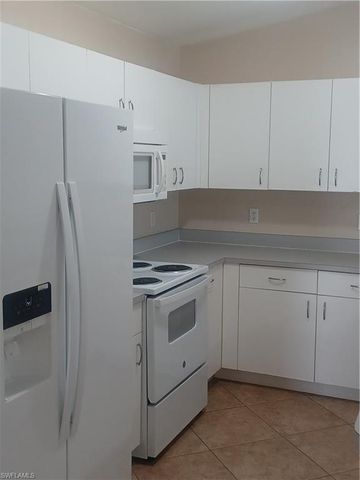 100 SW Trafalgar PKWY 104, Cape Coral, FL 33991