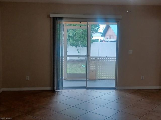 100 SW Trafalgar PKWY 104, Cape Coral, FL 33991