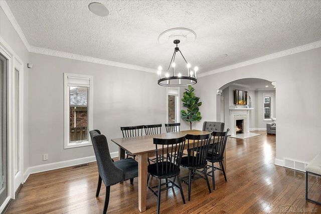 719 Fisher Road, Grosse Pointe, MI 48230