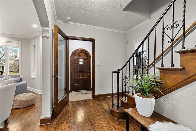 719 Fisher Road, Grosse Pointe, MI 48230