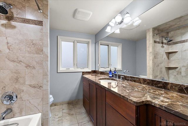 719 Fisher Road, Grosse Pointe, MI 48230