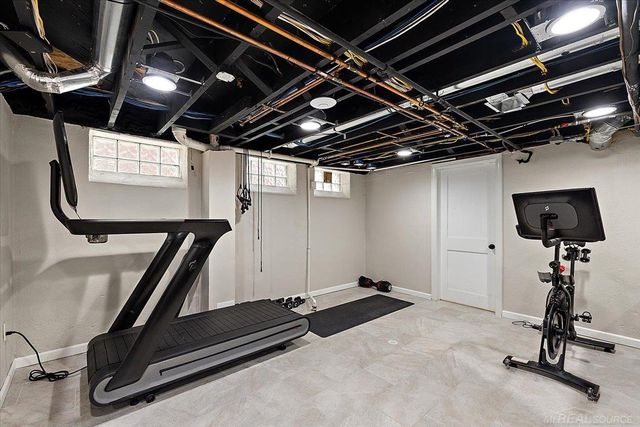 719 Fisher Road, Grosse Pointe, MI 48230