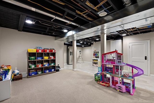 719 Fisher Road, Grosse Pointe, MI 48230