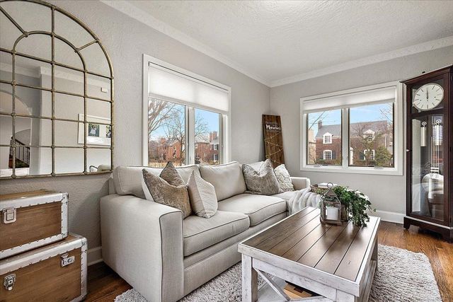 719 Fisher Road, Grosse Pointe, MI 48230