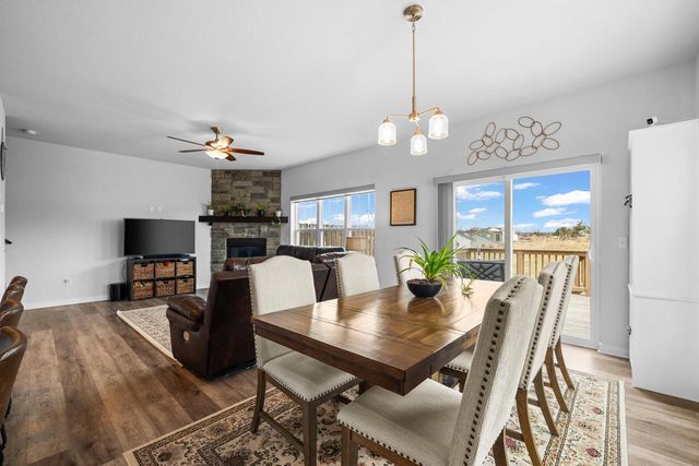 N67W25382 Breckenridge COURT, Sussex, WI 53089