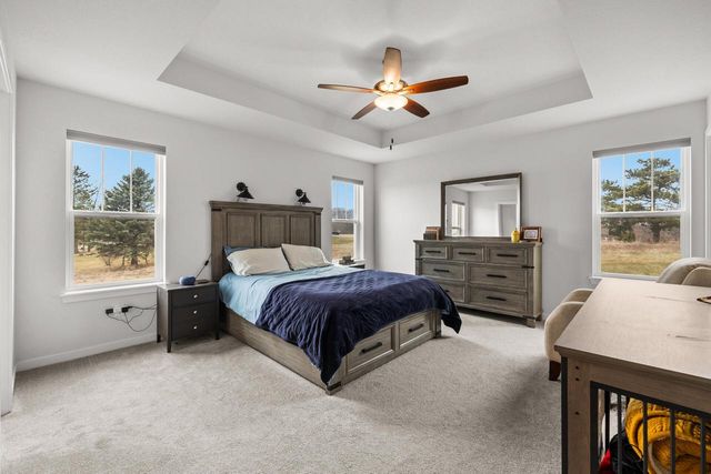 N67W25382 Breckenridge COURT, Sussex, WI 53089