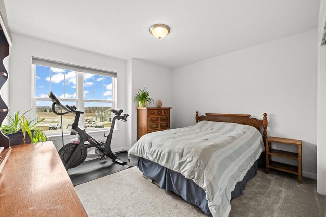 N67W25382 Breckenridge COURT, Sussex, WI 53089