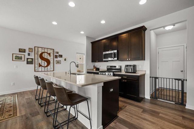 N67W25382 Breckenridge COURT, Sussex, WI 53089