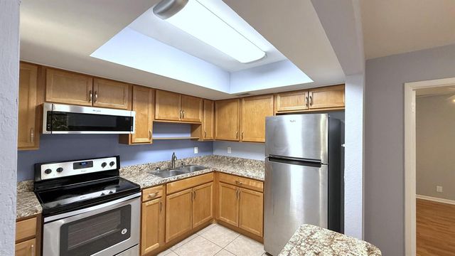 1532 SE Royal Green Cir O-201, Port St. Lucie, FL 34952