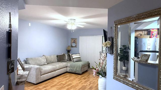 1532 SE Royal Green Cir O-201, Port St. Lucie, FL 34952