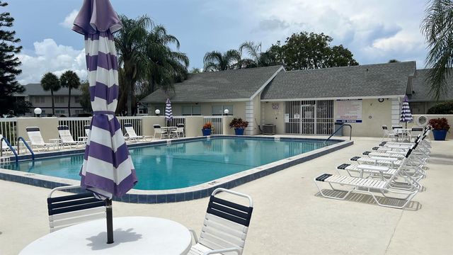 1532 SE Royal Green Cir O-201, Port St. Lucie, FL 34952