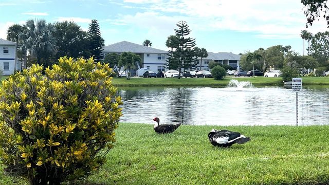 1532 SE Royal Green Cir O-201, Port St. Lucie, FL 34952