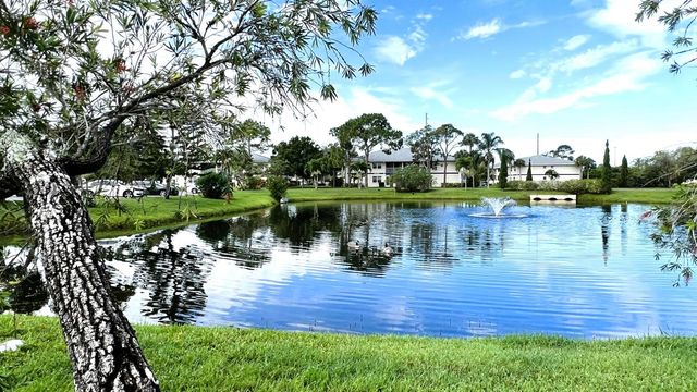 1532 SE Royal Green Cir O-201, Port St. Lucie, FL 34952