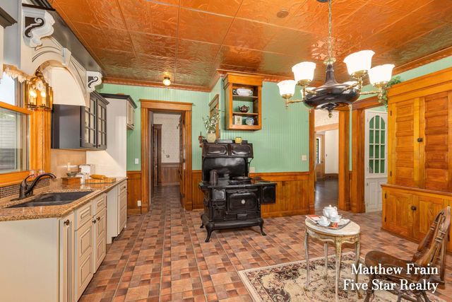 357 Leonard Street NW, Grand Rapids, MI 49534