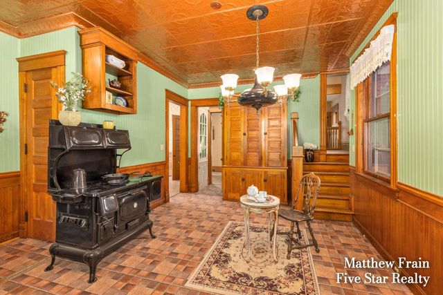 357 Leonard Street NW, Grand Rapids, MI 49534