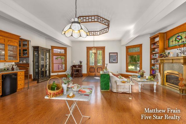 357 Leonard Street NW, Grand Rapids, MI 49534
