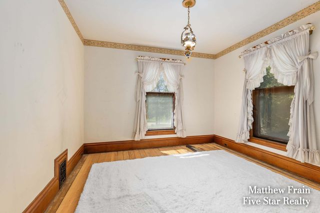 357 Leonard Street NW, Grand Rapids, MI 49534