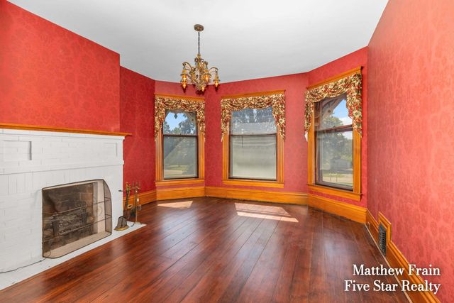357 Leonard Street NW, Grand Rapids, MI 49534
