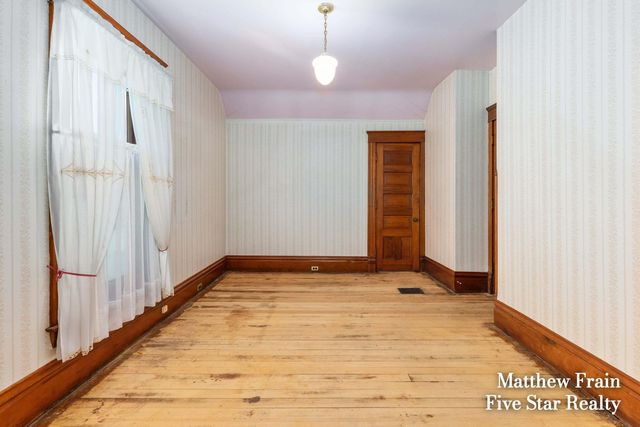 357 Leonard Street NW, Grand Rapids, MI 49534