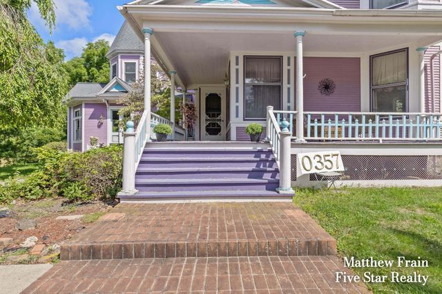 357 Leonard Street NW, Grand Rapids, MI 49534