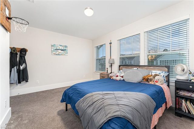 4054 Transition Street, High Point, NC 27265