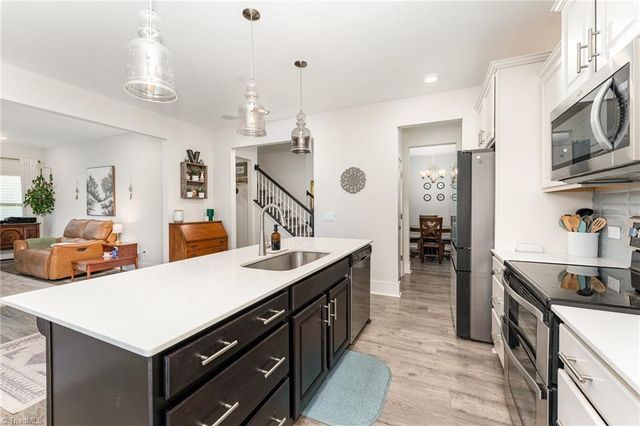 4054 Transition Street, High Point, NC 27265