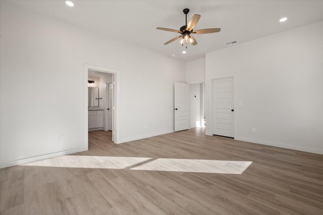 709 E 30th Street, Wolfforth, TX 79382