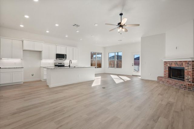 709 E 30th Street, Wolfforth, TX 79382