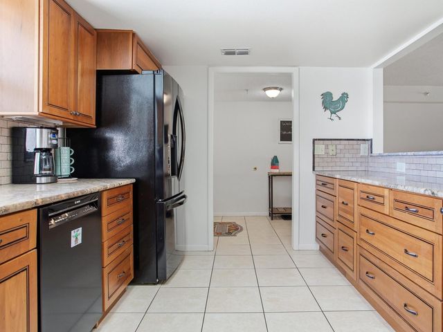 1005 GULF BOULEVARD 10, Indian Rocks Beach, FL 33785