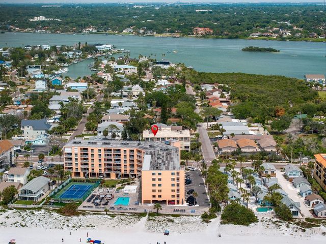 1005 GULF BOULEVARD 10, Indian Rocks Beach, FL 33785