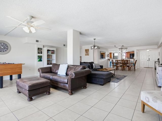 1005 GULF BOULEVARD 10, Indian Rocks Beach, FL 33785