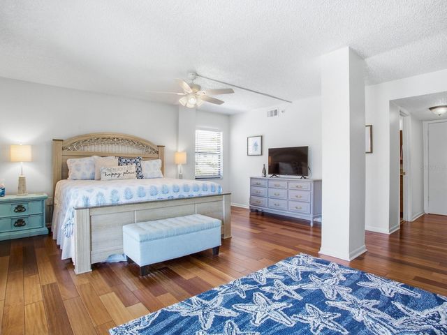 1005 GULF BOULEVARD 10, Indian Rocks Beach, FL 33785