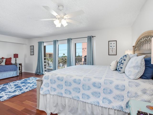 1005 GULF BOULEVARD 10, Indian Rocks Beach, FL 33785