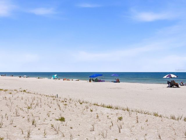 1005 GULF BOULEVARD 10, Indian Rocks Beach, FL 33785