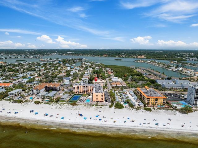 1005 GULF BOULEVARD 10, Indian Rocks Beach, FL 33785