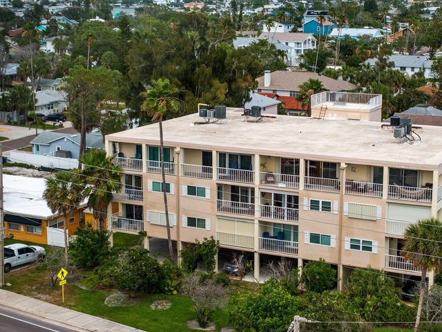 1005 GULF BOULEVARD 10, Indian Rocks Beach, FL 33785