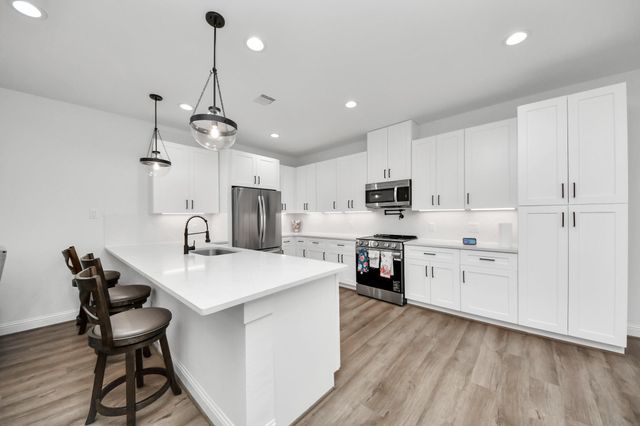 12015 Rockview Dr, Conroe, TX 77306