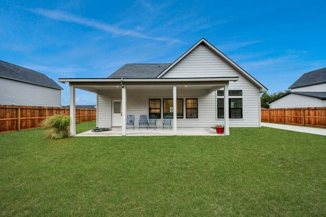 12015 Rockview Dr, Conroe, TX 77306