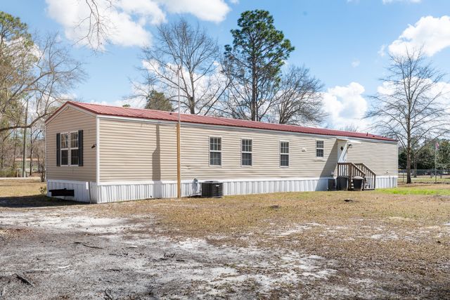 413 Fantail Avenue, Cross, SC 29436