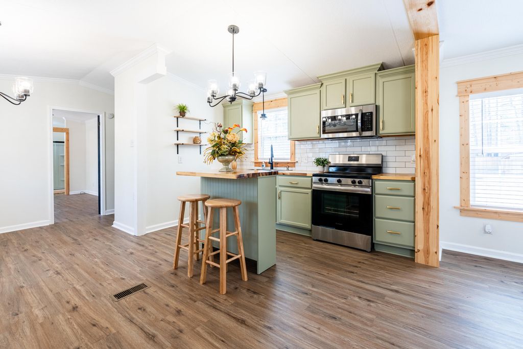 413 Fantail Avenue, Cross, SC 29436