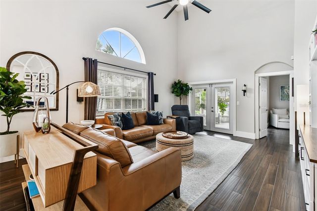 6227 GENTLE BEN CIRCLE, Wesley Chapel, FL 33544