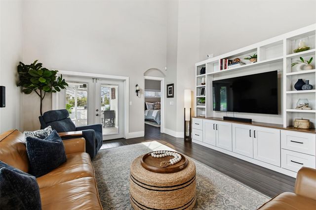 6227 GENTLE BEN CIRCLE, Wesley Chapel, FL 33544