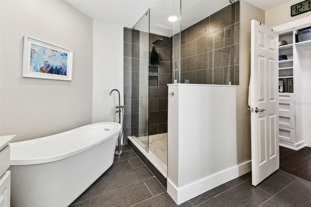 6227 GENTLE BEN CIRCLE, Wesley Chapel, FL 33544