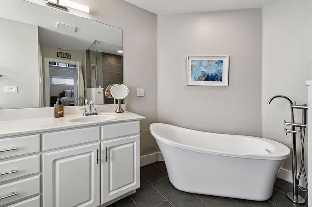 6227 GENTLE BEN CIRCLE, Wesley Chapel, FL 33544