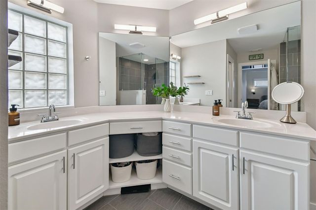 6227 GENTLE BEN CIRCLE, Wesley Chapel, FL 33544